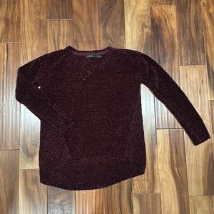 Maroon sweater